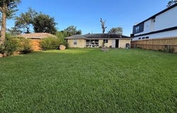 8050 Montridge DR, Houston, TX 77055