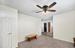 1404 E RICHWOODS Boulevard, Peoria, IL 61603