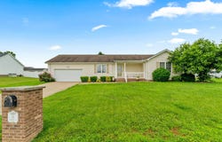 18 Cardinal Drive, Milton, WV 25541