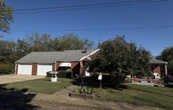 604 W 2nd Street, Mountain View, MO 65548