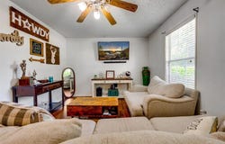 6295 Lakeview Drive, Reno, TX 75462