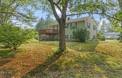 29 Patricia Drive, Topsham, ME 04086