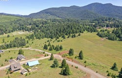0 bugle LOOP, Oakridge, OR 97463