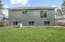 1726 Summit Avenue N, Sauk Rapids, MN 56379