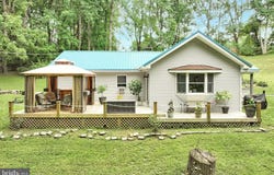 281 MIDDLE RIVER ROAD, BROGUE, PA 17309