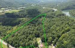 207 Blackburn Lane, Lenoir City, TN 37771
