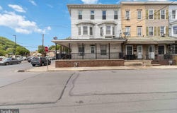 247 W WALNUT STREET, SHAMOKIN, PA 17872