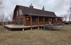 237 TIPPERARY RD, Mountain View, WY 82939