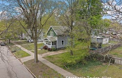 1229 Franklin Avenue, Grand Haven, MI 49417
