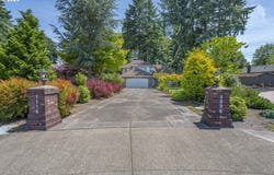 1116 SW RUSS LN, McMinnville, OR 97128