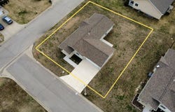 1704 N 2nd Street, Neodesha, KS 66757
