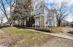 505 N C Street, Fairfield, IA 52556