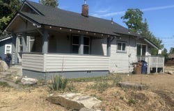 2304 W Glass St, Spokane, WA 99205