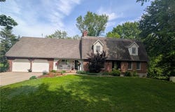 106 Walnut Drive, Carrollton, MO 64633