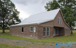 8121 County Road 141, Pisgah, AL 35981