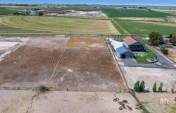 3922 N 2100 E, Filer, ID 83328