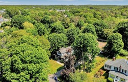 24 Old Bridge Road, Buzzards Bay, MA 02532