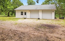 29 Prater Road, Eldon, MO 65026