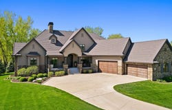 556 Firethorn Trail, Dakota Dunes, SD 57049