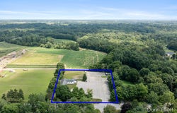 8546 Whitneyville Avenue SE, Alto, MI 49302