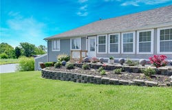 13751 W 243Rd Street, Louisburg, KS 66053