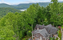 180 Silver Tr, New Tazewell, TN 37825