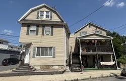533-535 W Shawnee Avenue, Plymouth, PA 18651