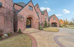 1401 Oak Tree Drive, Edmond, OK 73025