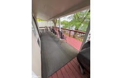 1035 Lakeshore Drive, Brooklyn, IA 52211