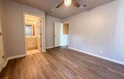 40 CHAPEL HILL CIR, San Antonio, TX 78240