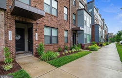 13517 SAYWARD BOULEVARD, HERNDON, VA 20171