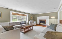 59 Fairmount Rd, New Providence Boro, NJ 07974-1036