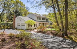 16 Southgate Road, Setauket, NY 11733