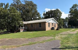 11730 Old Moffat Road, Wilmer, AL 36587