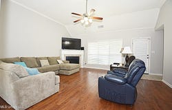 1649 W Drake Cove, Hernando, MS 38632