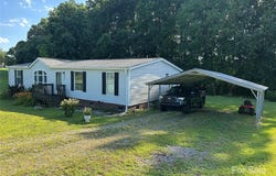 135 Whispering Drive, Harmony, NC 28634
