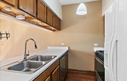 1273 Cranbrook Drive, Schaumburg, IL 60193