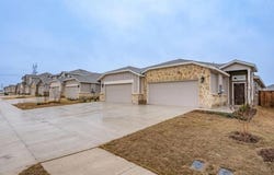 656-660 Wheatfield Drive, Venus, TX 76084