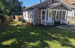 1208 Pleasant View Drive, Des Moines, IA 50315