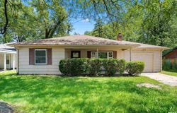 1726 N PIERSON Drive, West Peoria, IL 61604