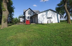 4545 Dove Ave, Ireton, IA 51027