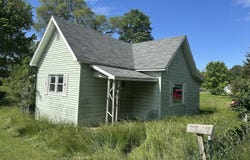 1739 E 18th Street, Anderson, IN 46016