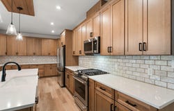 605 Academy Street, Valparaiso, IN 46383