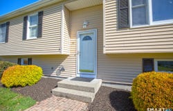 90 Teakwood Road, Springfield, MA 01128