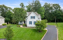 21 SOUTHERN HILLS DRIVE, SKILLMAN, NJ 08558