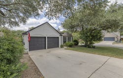 2555 Crested Heights, Schertz, TX 78154
