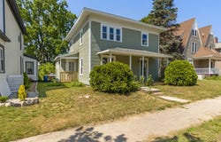 209 E Chapin Street, Cadillac, MI 49601