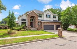 2240 Summitview Drive, Longmont, CO 80504