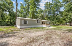 225 SW CALIFORNIA TERRACE, FORT WHITE, FL 32038