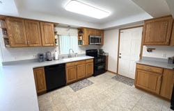 48200 Rex, Shelby Twp, MI 48317